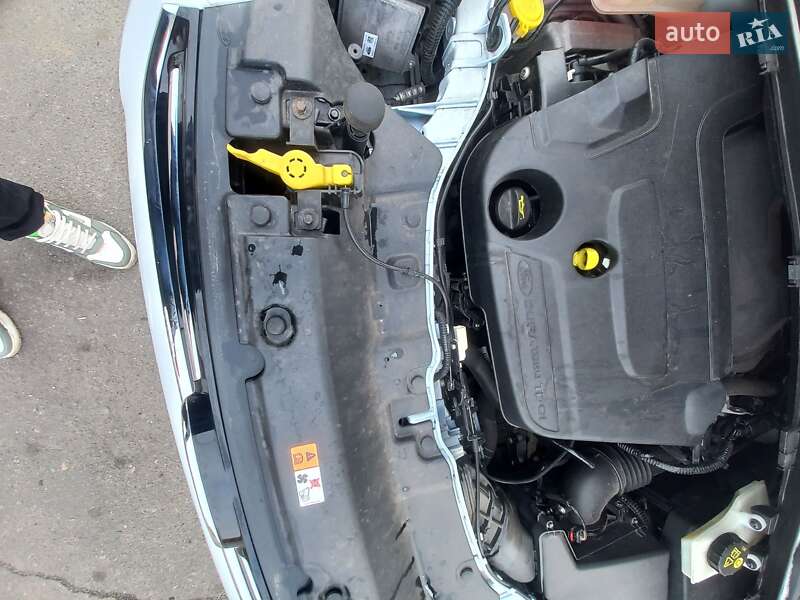 Внедорожник / Кроссовер Ford Kuga 2013 в Одессе