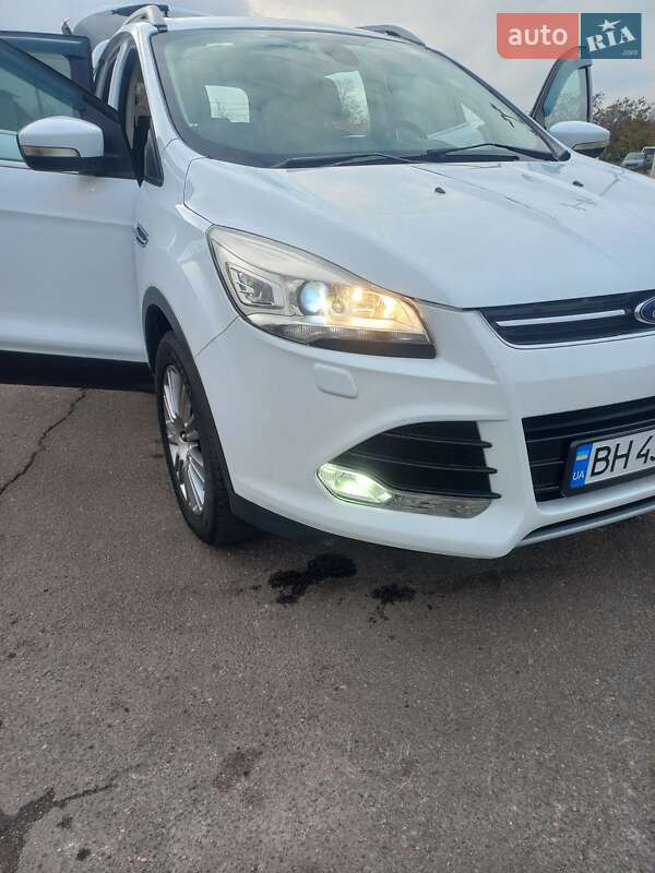 Внедорожник / Кроссовер Ford Kuga 2013 в Одессе