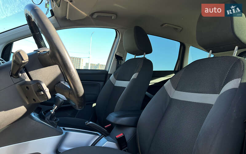 Внедорожник / Кроссовер Ford Kuga 2012 в Львове