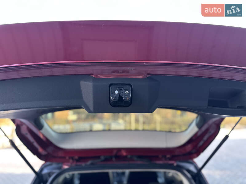 Внедорожник / Кроссовер Ford Kuga 2015 в Львове фото 86 Внедорожник / Кроссовер Ford Kuga 2015 в Львове