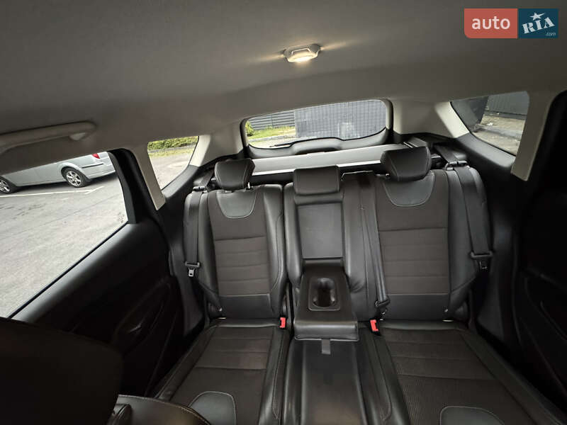 Позашляховик / Кросовер Ford Kuga 2015 в Житомирі