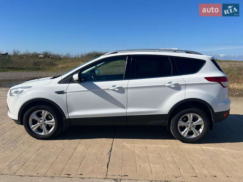 Внедорожник / Кроссовер Ford Kuga 2013 в Киеве