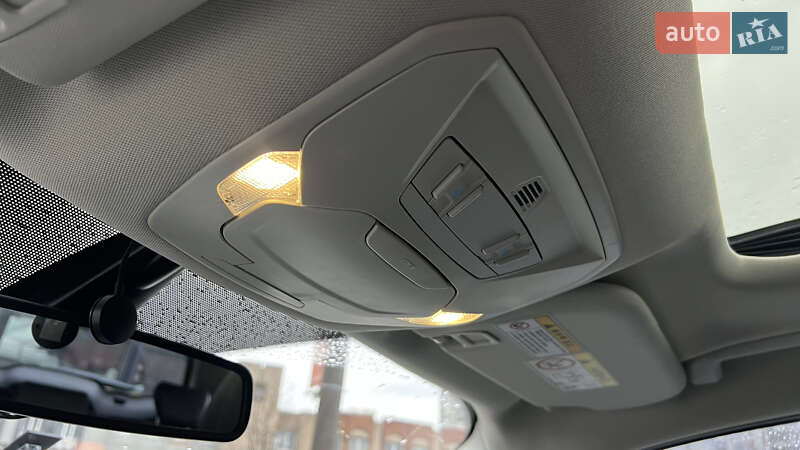 Внедорожник / Кроссовер Ford Kuga 2017 в Львове