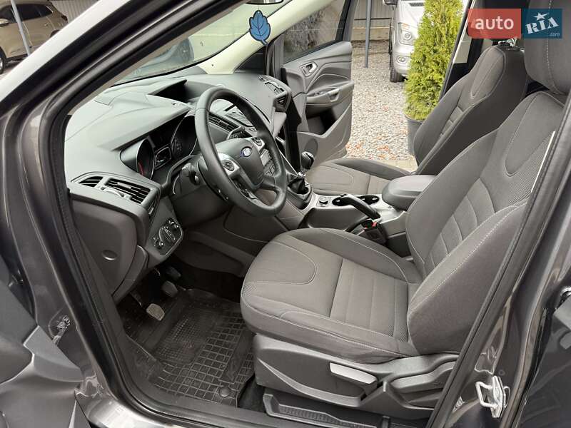 Позашляховик / Кросовер Ford Kuga 2016 в Вінниці фото 31 Позашляховик / Кросовер Ford Kuga 2016 в Вінниці