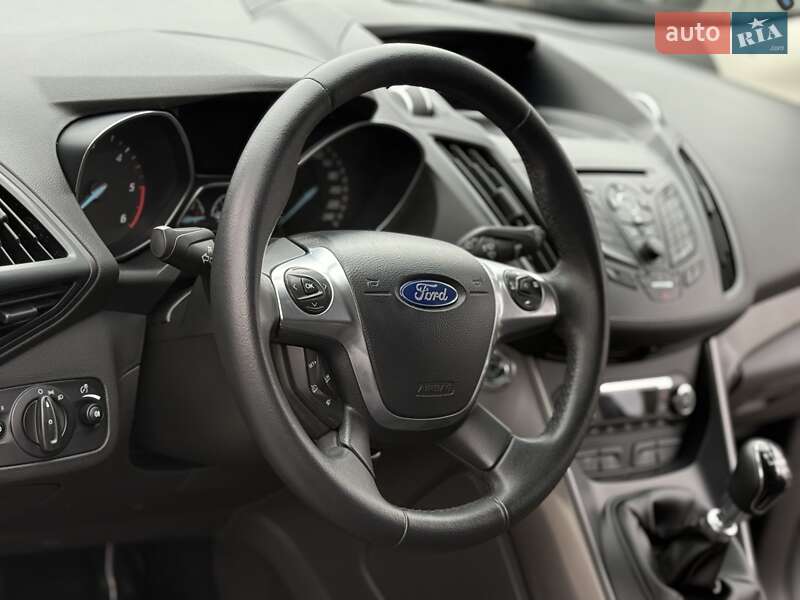 Позашляховик / Кросовер Ford Kuga 2016 в Вінниці фото 41 Позашляховик / Кросовер Ford Kuga 2016 в Вінниці