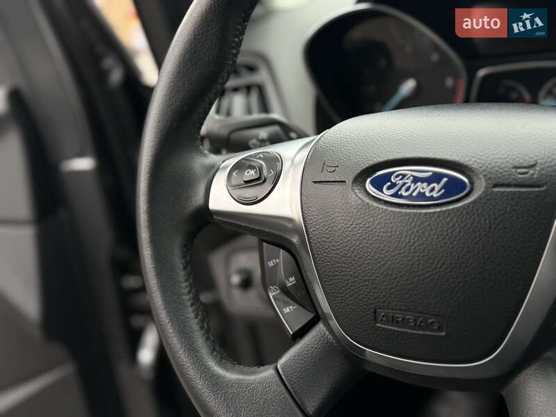 Позашляховик / Кросовер Ford Kuga 2016 в Вінниці фото 45 Позашляховик / Кросовер Ford Kuga 2016 в Вінниці