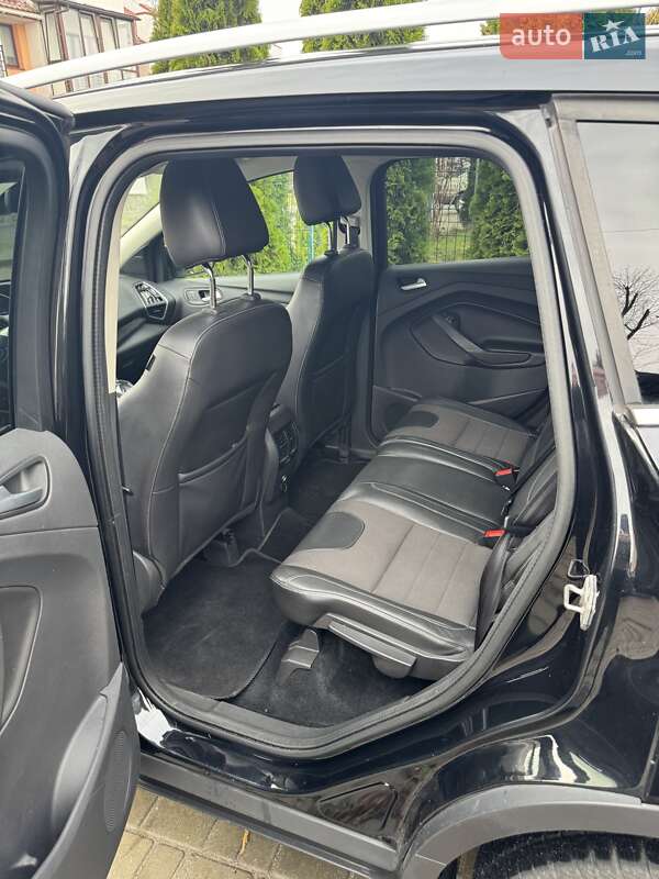 Внедорожник / Кроссовер Ford Kuga 2015 в Львове