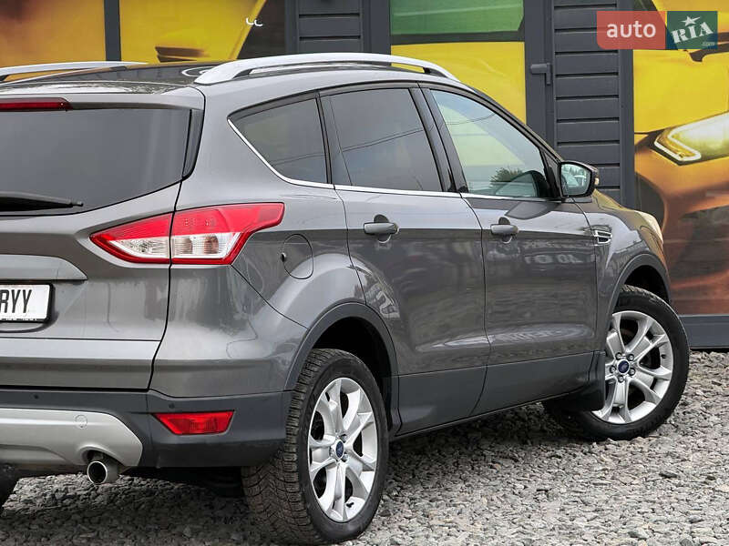 Позашляховик / Кросовер Ford Kuga 2013 в Стрию