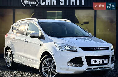 Внедорожник / Кроссовер Ford Kuga 2016 в Стрые