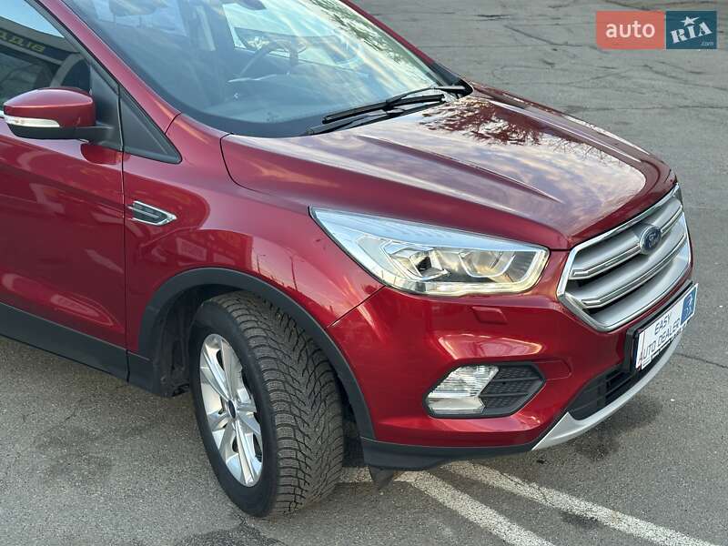 Внедорожник / Кроссовер Ford Kuga 2019 в Киеве фото 14 Внедорожник / Кроссовер Ford Kuga 2019 в Киеве