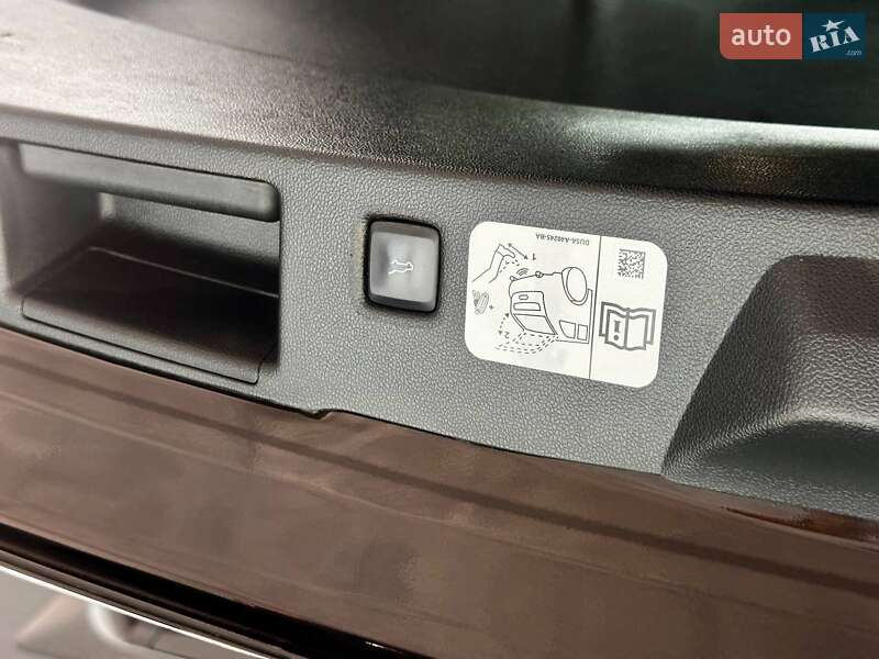 Позашляховик / Кросовер Ford Kuga 2020 в Львові