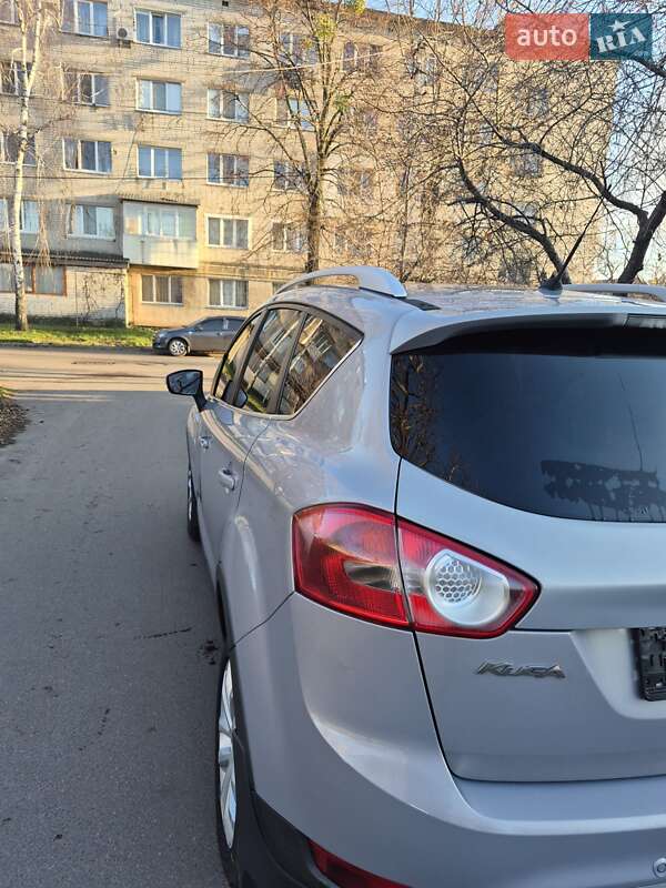 Внедорожник / Кроссовер Ford Kuga 2013 в Черкассах