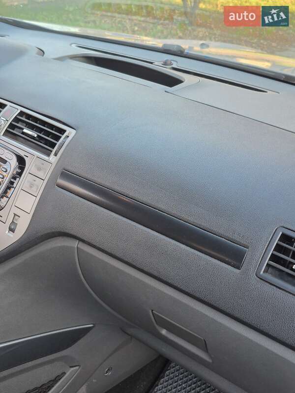 Внедорожник / Кроссовер Ford Kuga 2013 в Черкассах