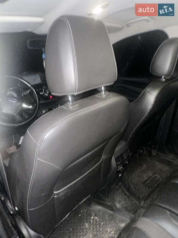 Позашляховик / Кросовер Ford Kuga 2013 в Ужгороді