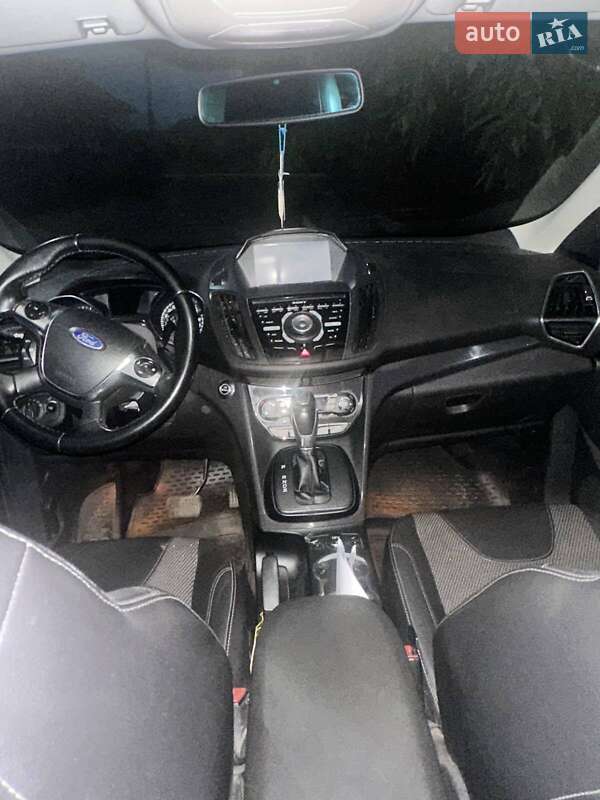 Позашляховик / Кросовер Ford Kuga 2013 в Ужгороді