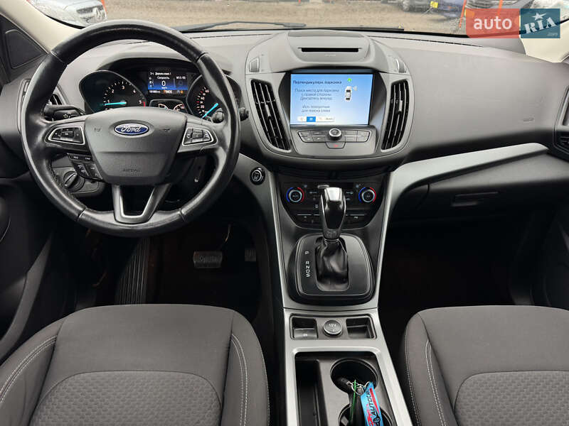 Внедорожник / Кроссовер Ford Kuga 2018 в Умани