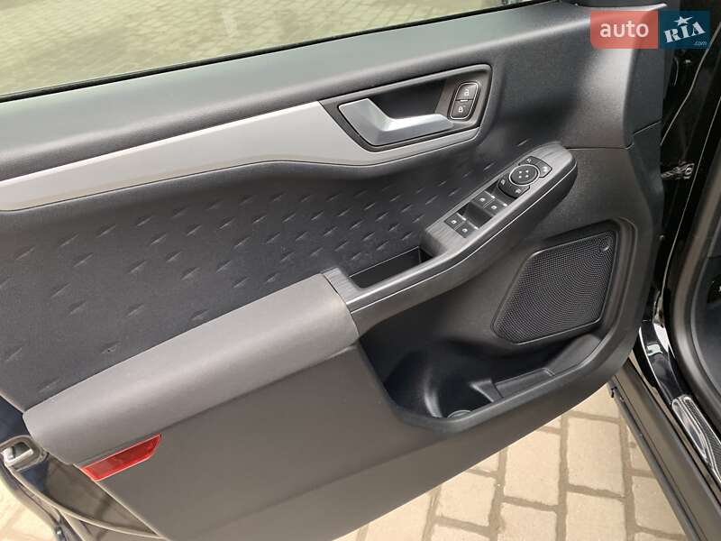 Внедорожник / Кроссовер Ford Kuga 2021 в Киеве фото 13 Внедорожник / Кроссовер Ford Kuga 2021 в Киеве