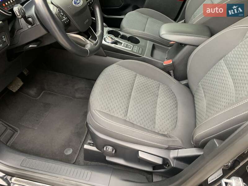 Внедорожник / Кроссовер Ford Kuga 2021 в Киеве фото 18 Внедорожник / Кроссовер Ford Kuga 2021 в Киеве