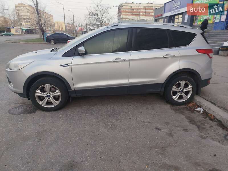 Внедорожник / Кроссовер Ford Kuga 2013 в Запорожье фото 2 Внедорожник / Кроссовер Ford Kuga 2013 в Запорожье