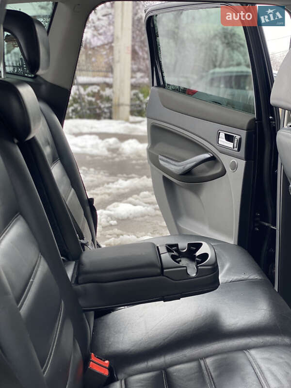 Позашляховик / Кросовер Ford Kuga 2012 в Львові фото 28 Позашляховик / Кросовер Ford Kuga 2012 в Львові