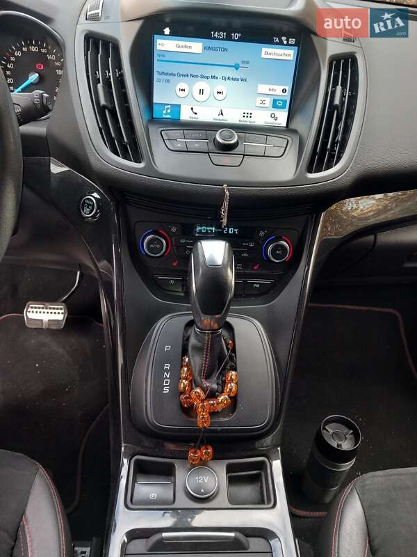 Внедорожник / Кроссовер Ford Kuga 2018 в Львове