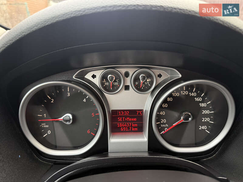 Внедорожник / Кроссовер Ford Kuga 2012 в Киеве