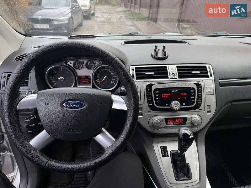 Внедорожник / Кроссовер Ford Kuga 2012 в Киеве