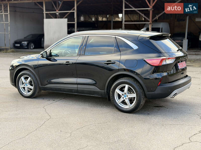 Позашляховик / Кросовер Ford Kuga 2022 в Вінниці