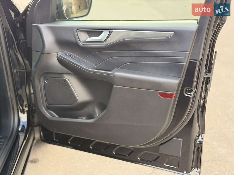 Позашляховик / Кросовер Ford Kuga 2022 в Вінниці