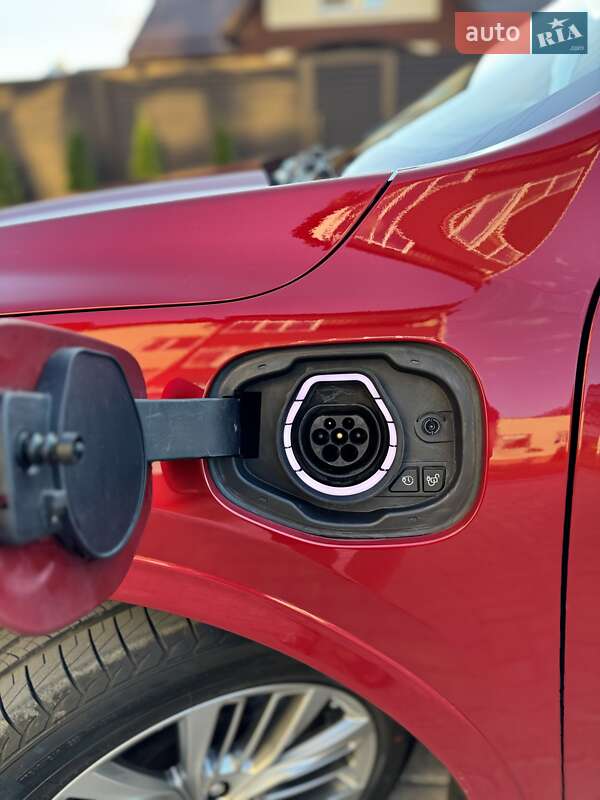 Внедорожник / Кроссовер Ford Kuga 2020 в Киеве