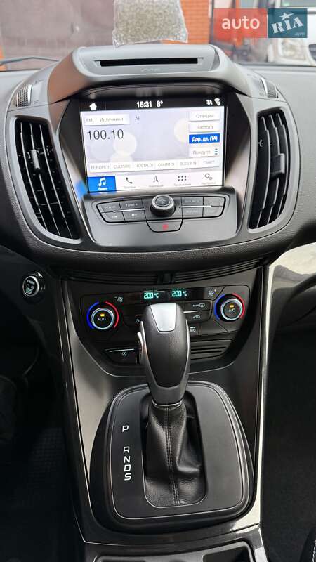 Внедорожник / Кроссовер Ford Kuga 2019 в Бершади