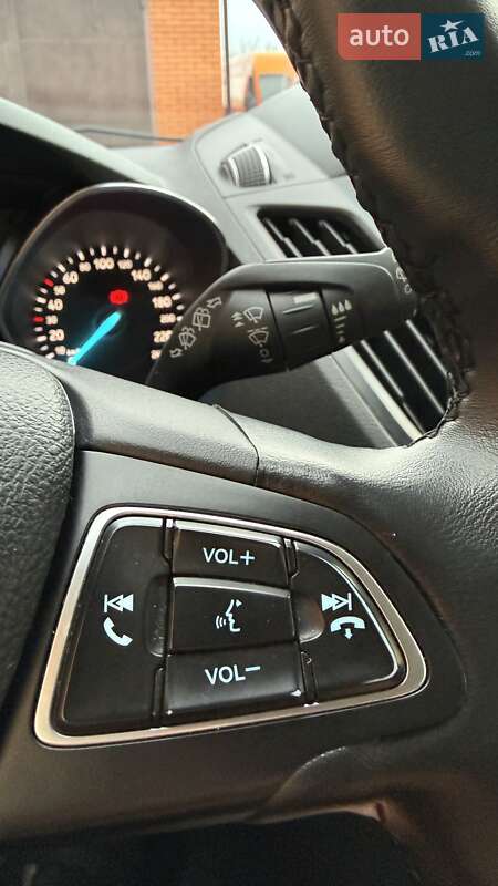 Внедорожник / Кроссовер Ford Kuga 2019 в Бершади