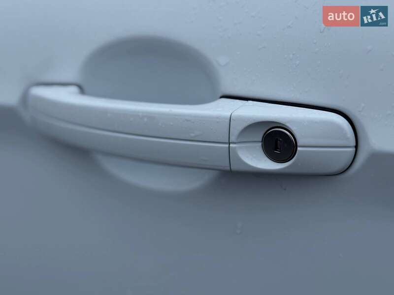 Внедорожник / Кроссовер Ford Kuga 2019 в Ровно