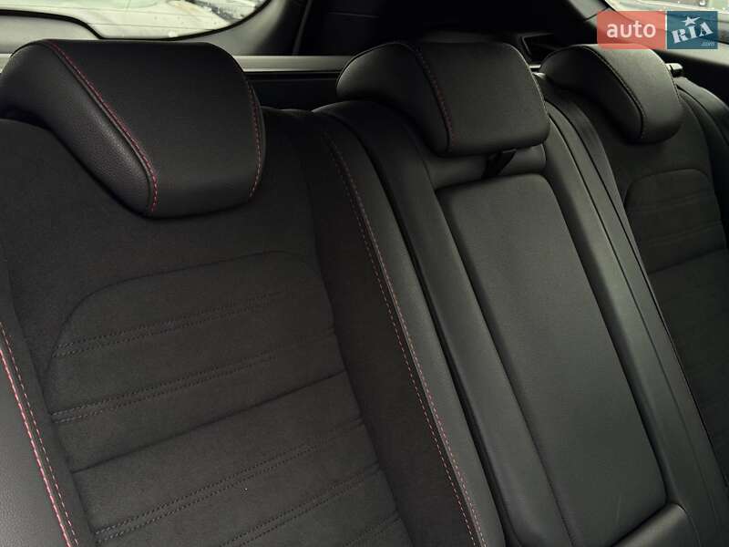 Внедорожник / Кроссовер Ford Kuga 2019 в Ровно