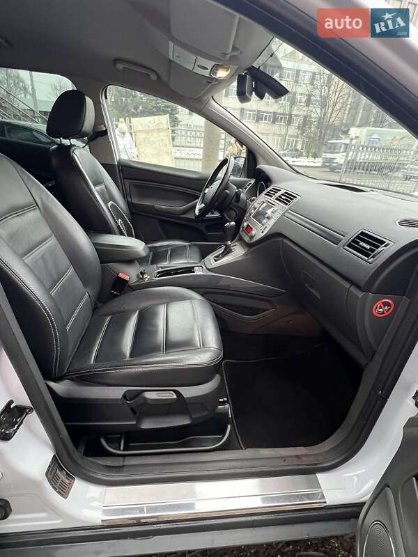 Позашляховик / Кросовер Ford Kuga 2012 в Харкові