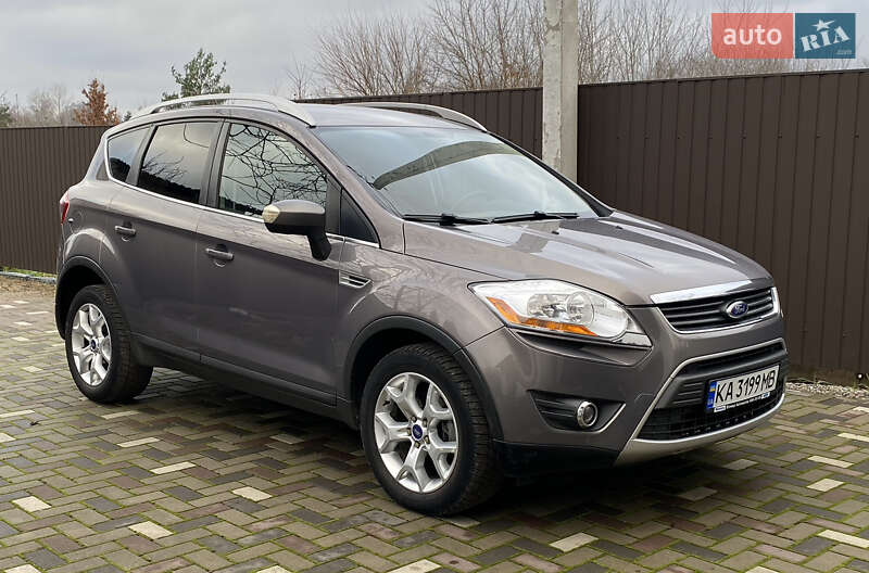 Ford Kuga 2011
