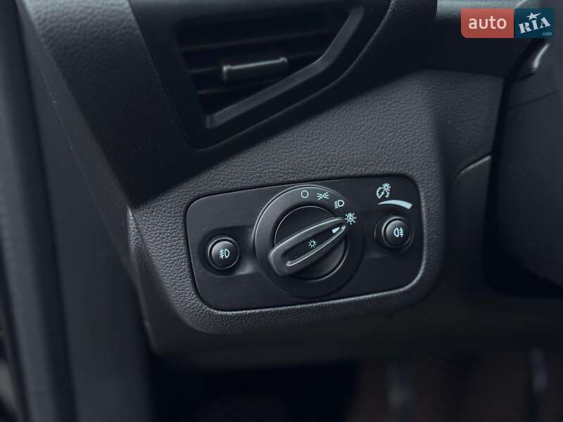 Позашляховик / Кросовер Ford Kuga 2019 в Бердичеві