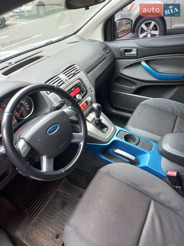 Позашляховик / Кросовер Ford Kuga 2009 в Києві