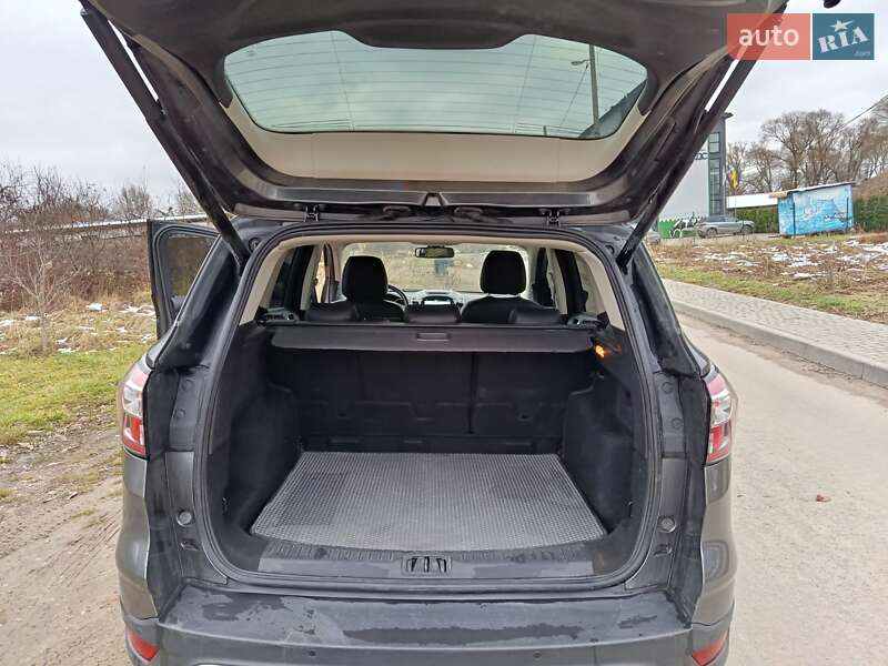 Внедорожник / Кроссовер Ford Kuga 2016 в Львове фото 8 Внедорожник / Кроссовер Ford Kuga 2016 в Львове