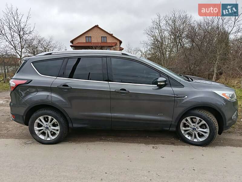 Внедорожник / Кроссовер Ford Kuga 2016 в Львове фото 4 Внедорожник / Кроссовер Ford Kuga 2016 в Львове