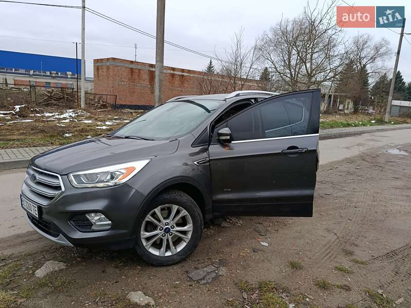 Внедорожник / Кроссовер Ford Kuga 2016 в Львове фото 5 Внедорожник / Кроссовер Ford Kuga 2016 в Львове