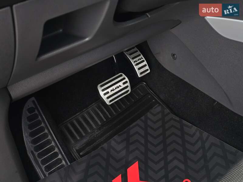 Внедорожник / Кроссовер Ford Kuga 2012 в Хмельницком фото 44 Внедорожник / Кроссовер Ford Kuga 2012 в Хмельницком