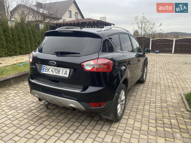 Позашляховик / Кросовер Ford Kuga 2011 в Рівному