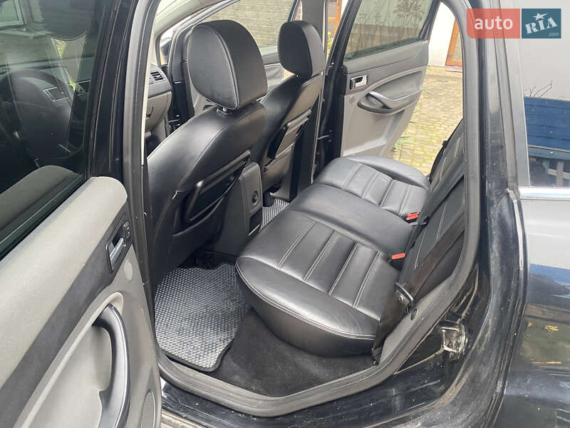 Позашляховик / Кросовер Ford Kuga 2011 в Рівному