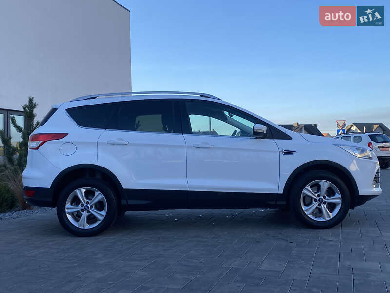 Позашляховик / Кросовер Ford Kuga 2013 в Луцьку