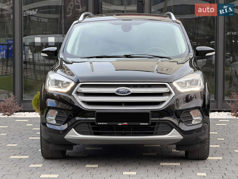 Позашляховик / Кросовер Ford Kuga 2019 в Ужгороді