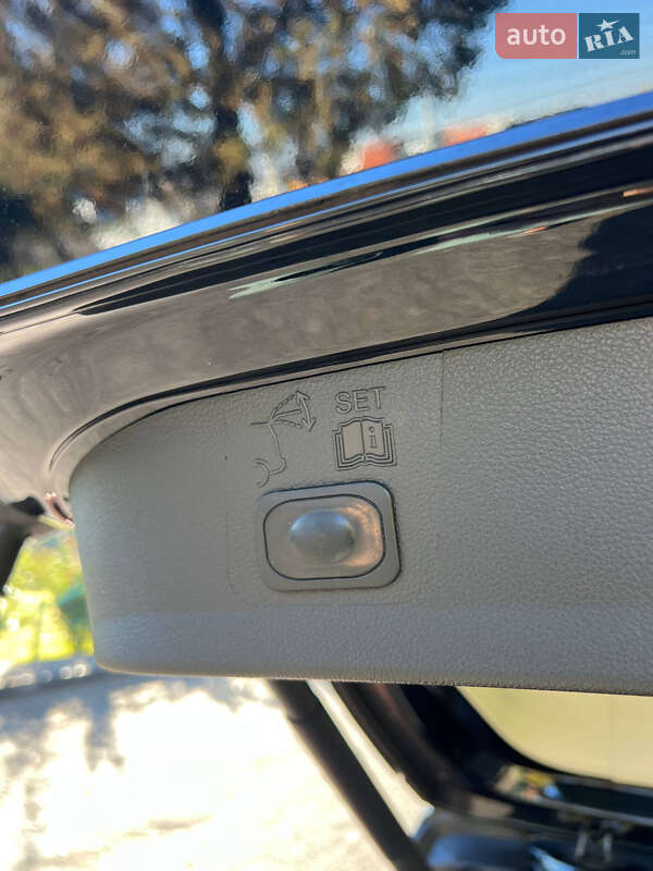 Позашляховик / Кросовер Ford Kuga 2014 в Києві