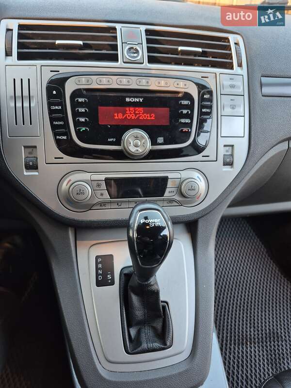 Позашляховик / Кросовер Ford Kuga 2013 в Києві