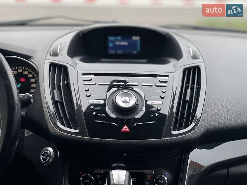 Внедорожник / Кроссовер Ford Kuga 2013 в Днепре