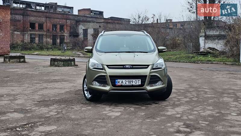 Позашляховик / Кросовер Ford Kuga 2013 в Чернігові